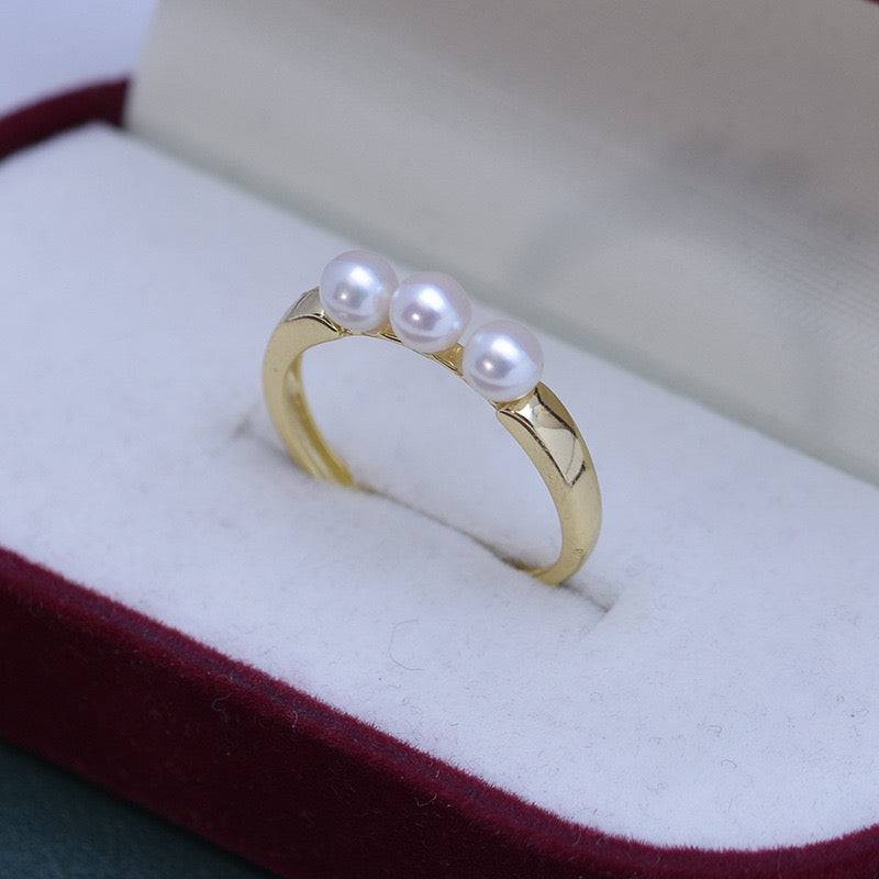 Freshwater Pearl Ring with Three Pearls