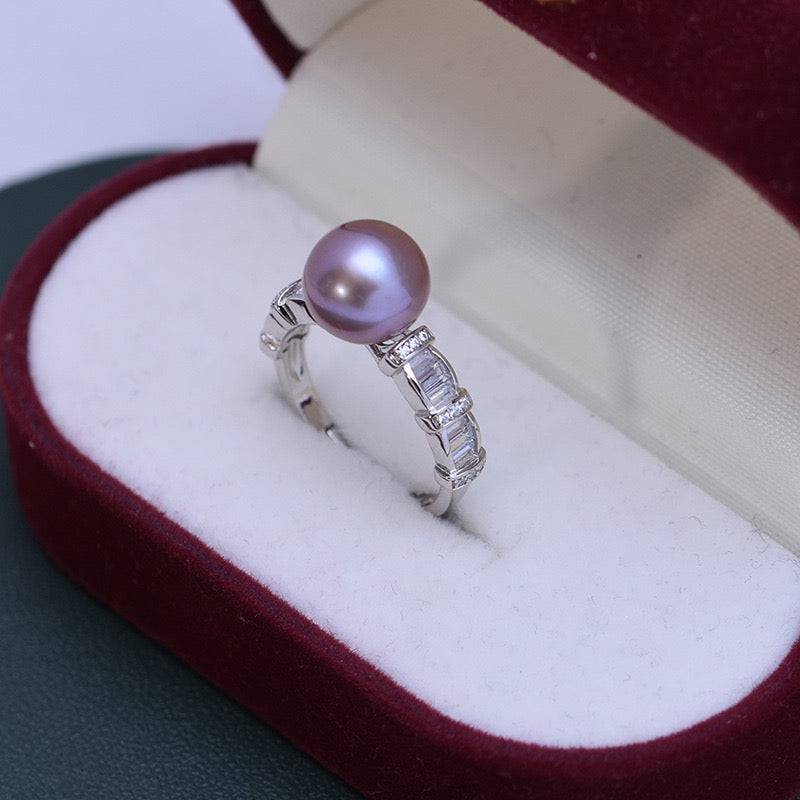 Freshwater Pearl Ring in Elegant Design