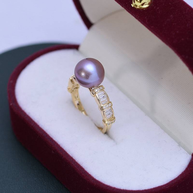 Freshwater Pearl Ring in Elegant Design