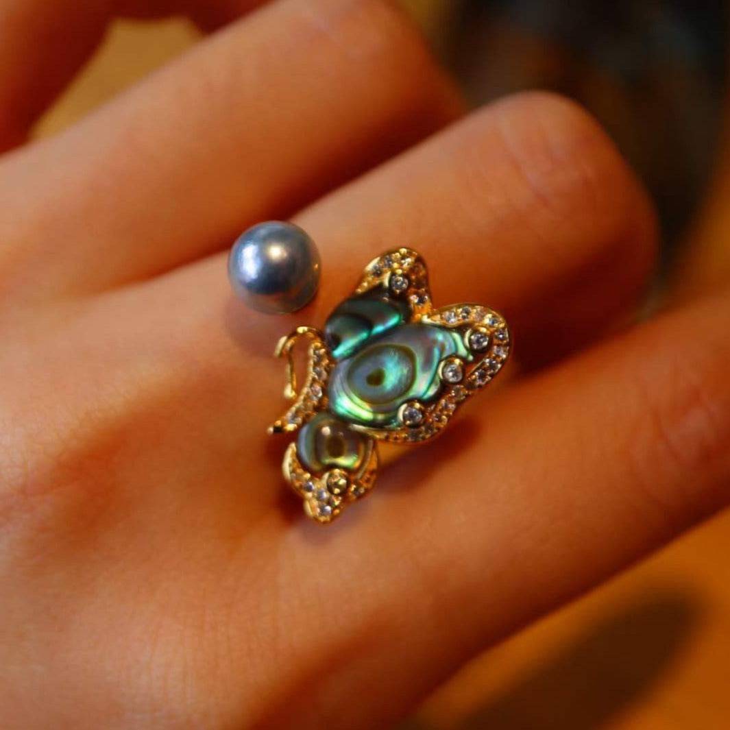 Butterfly Ring with Akoya Mother of Pearls