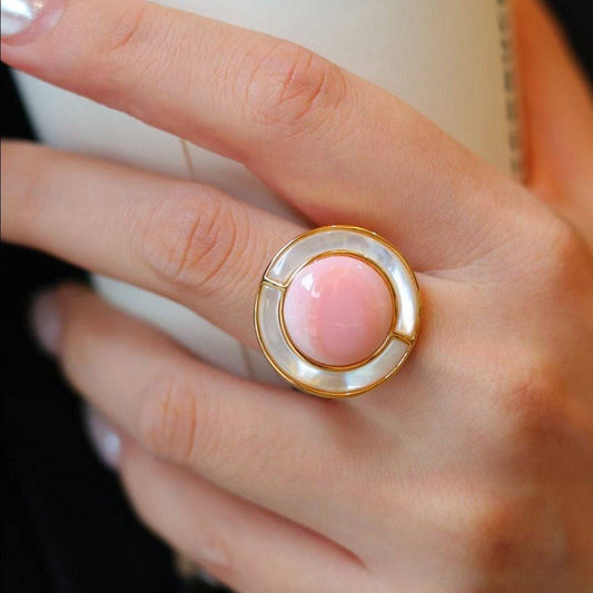 Elegant Pink Conch Shell and Pearl Ring