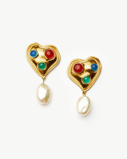 Heart Pearl Stud Earrings in 18k Gold Plated