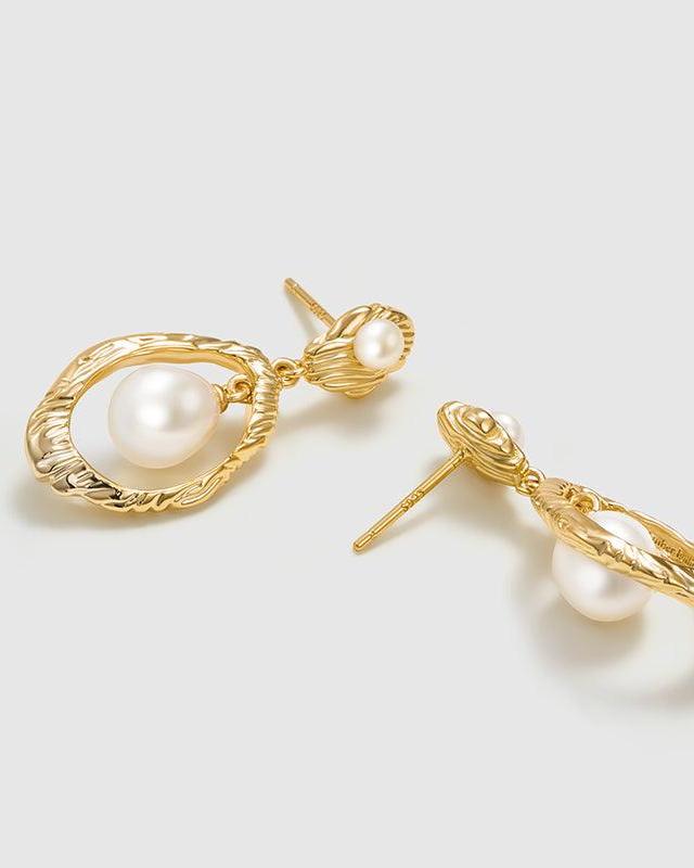 Baroque Pearl Drop Earrings in Elegant Style 1