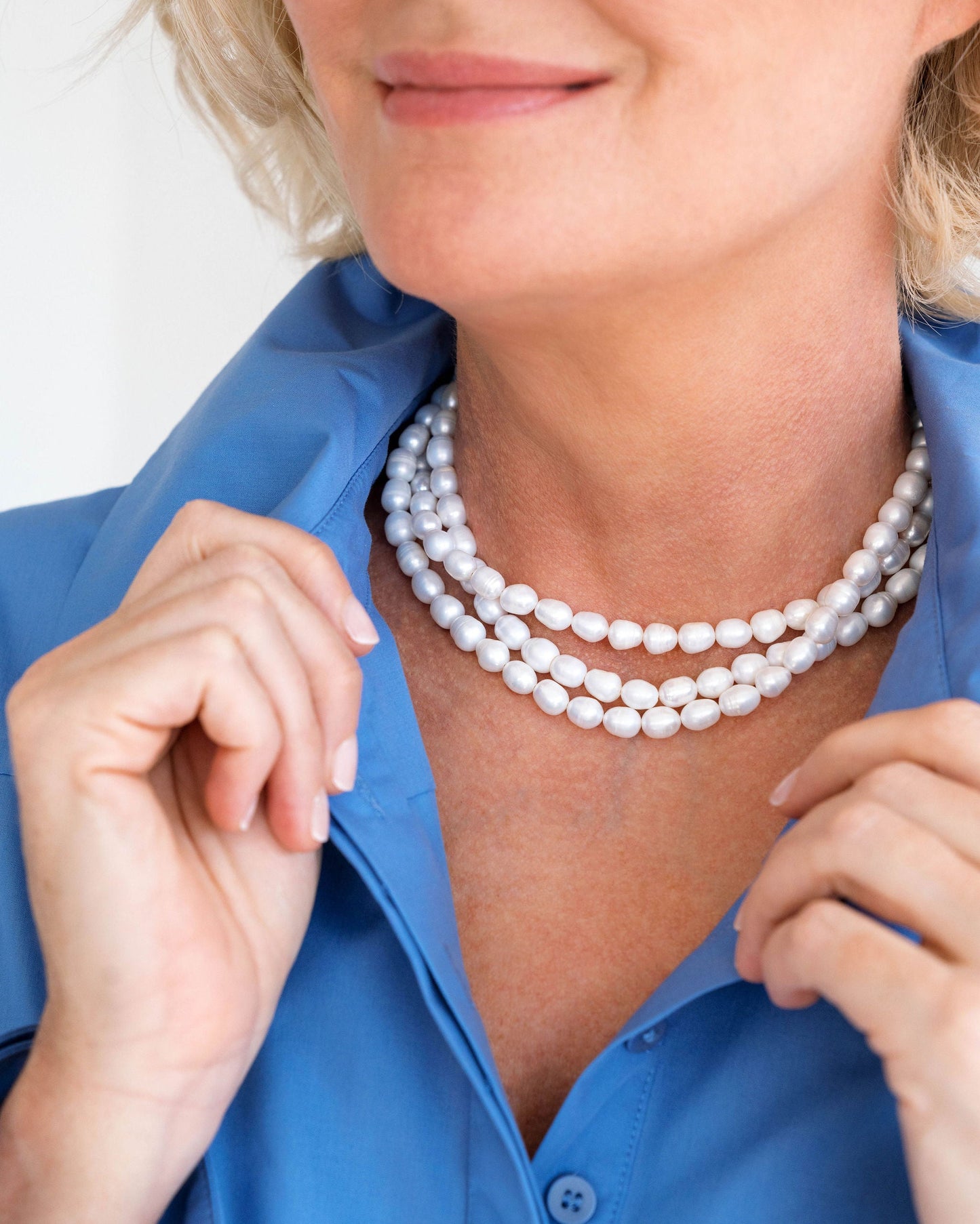 Elegant Triple Strand Pearl Necklace Design